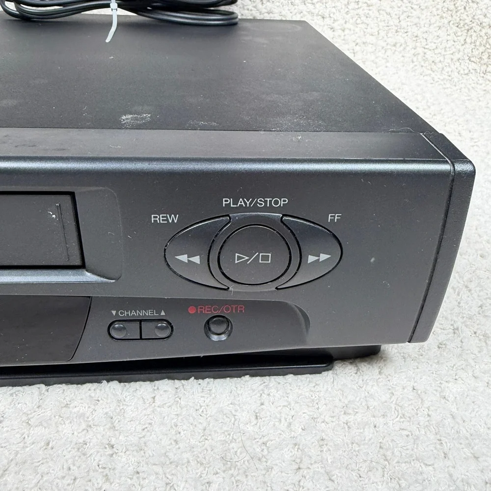 Mitsubishi HS-U520 VHS Hi-Fi Stereo Video Cassette Recorder VCR Tested No Remote